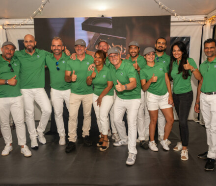 Toute l'équipe de BMW -MIni a accueilli avec classe et bonne humeur les participants de cette BMW Cup.